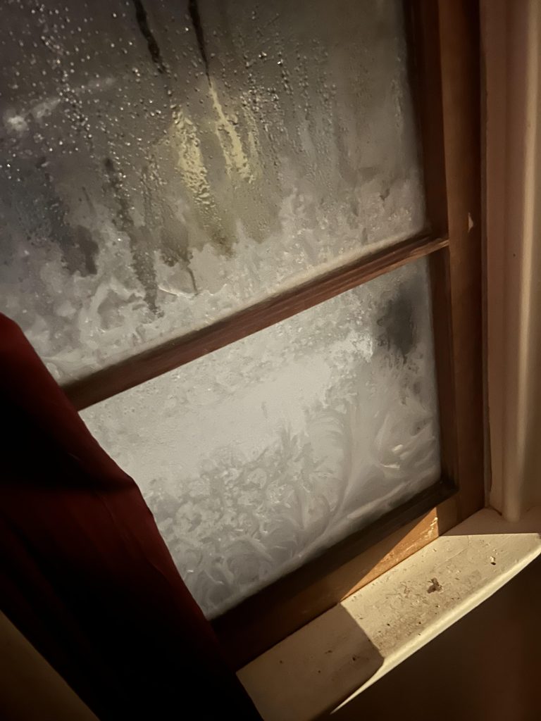 preventing frost on indoor windows
